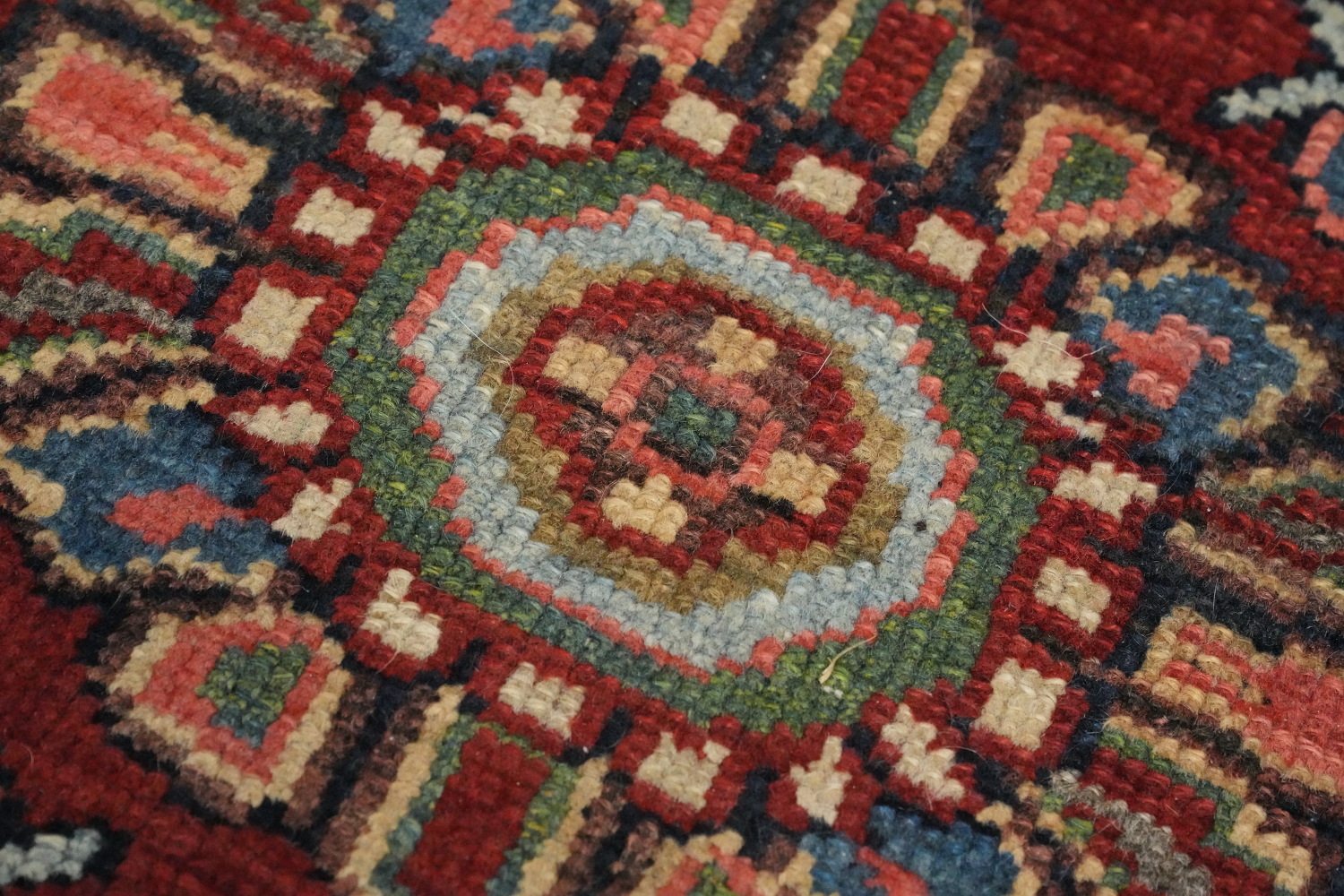 Vegetable Dye Antique Bakhtiari Persian Rug 5x7