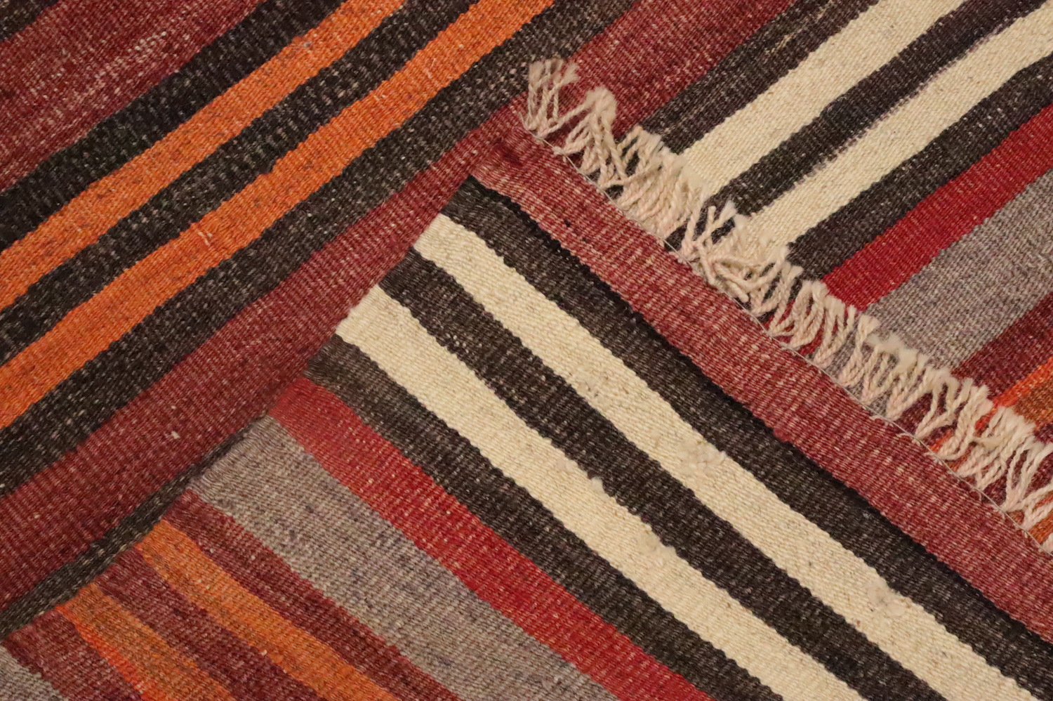 Warm Tones Striped Kilim Area Rug 5x11 for Stylish Home Decor