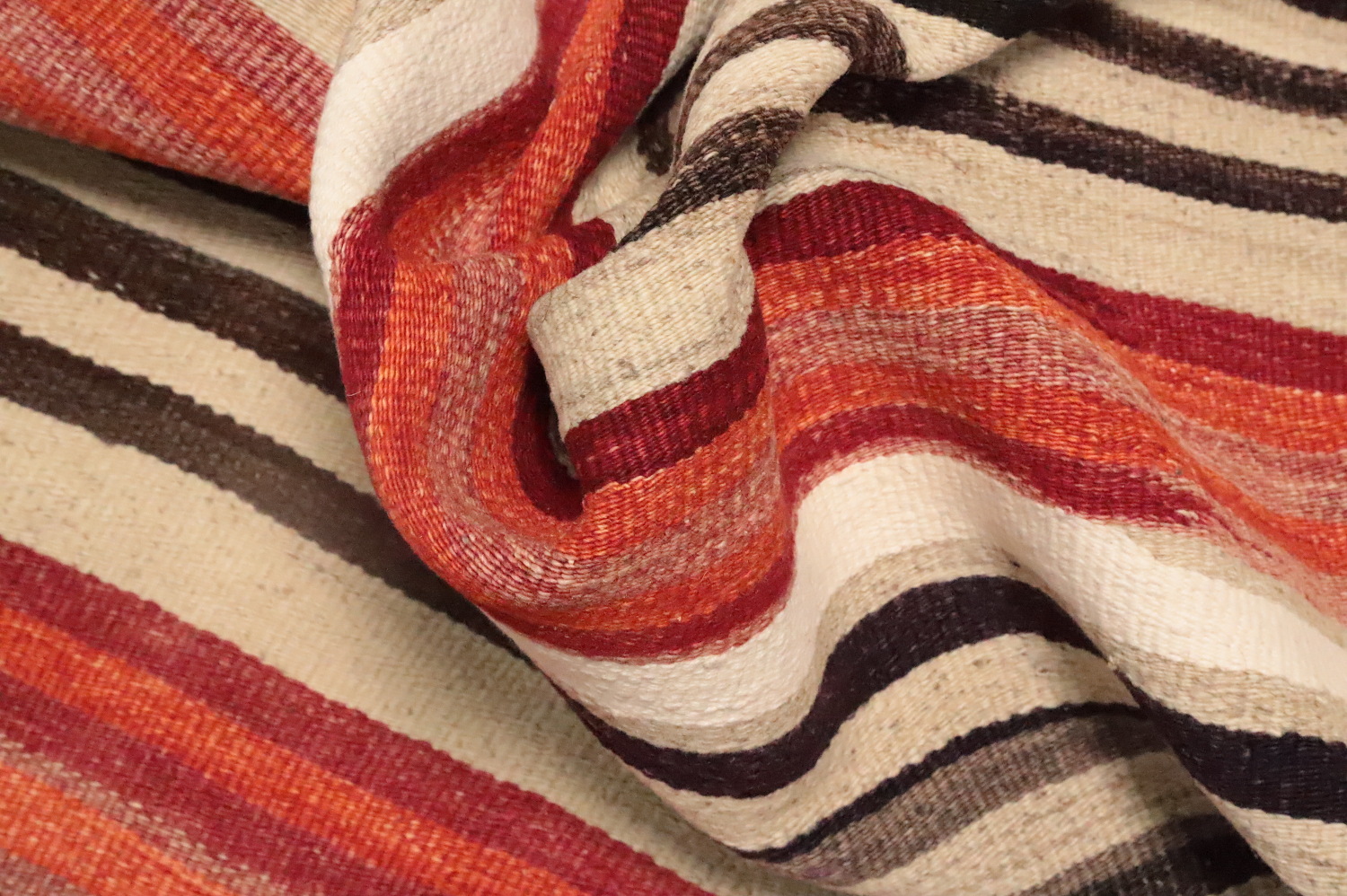 Warm and Cozy Striped Kilim Area Rug 5x10 in Earthy Warm Hues
