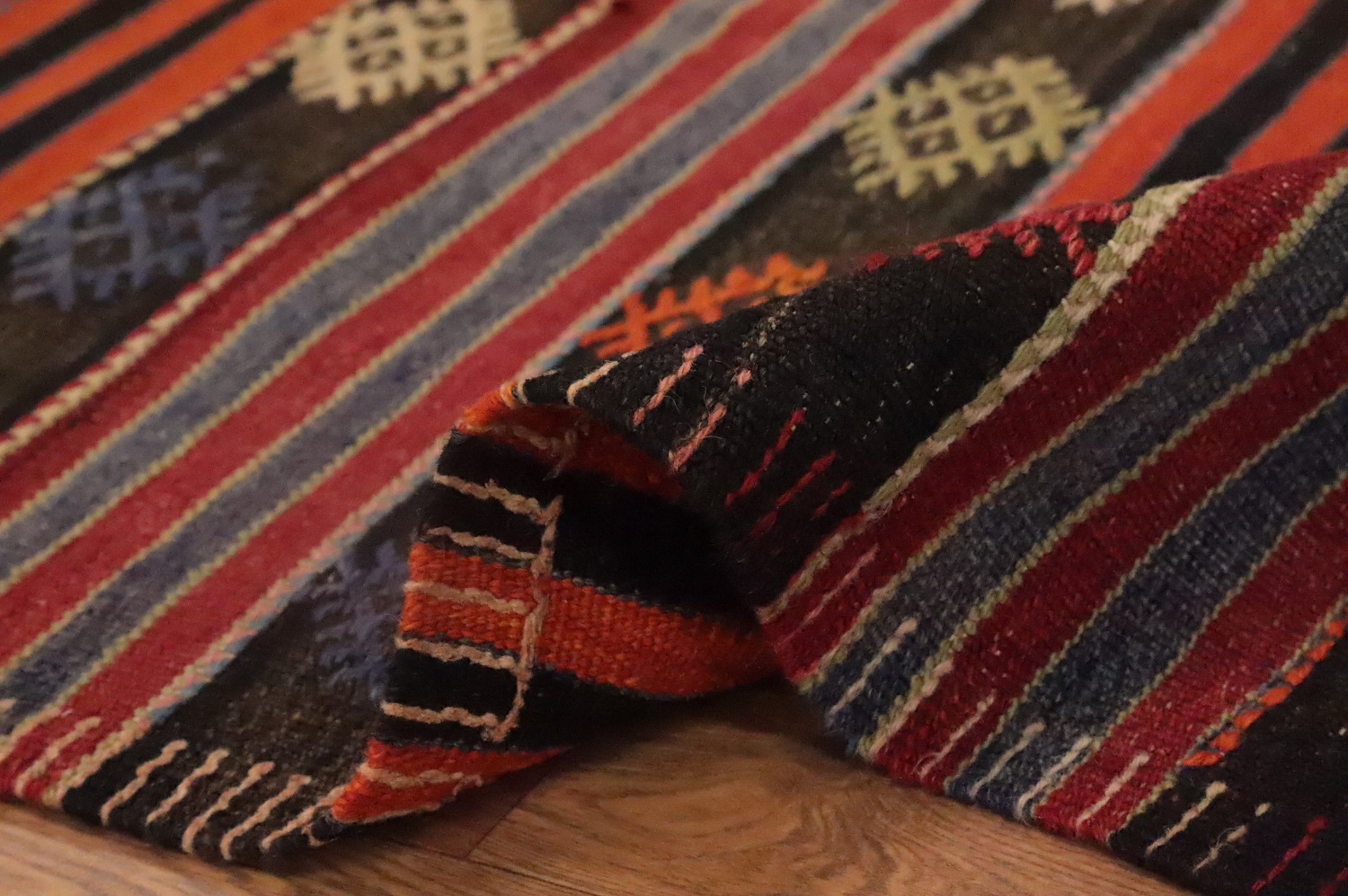 Handwoven Kilim Area Rug 6x10 with Bold Stripes for Living Room