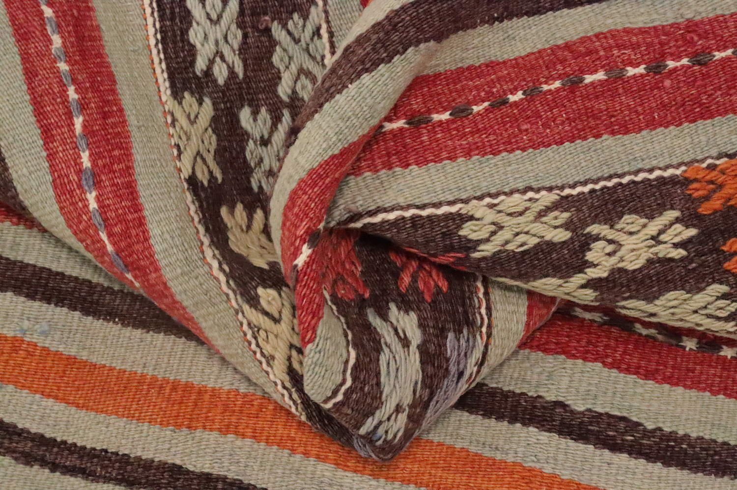 Vibrant Striped Kilim Area Rug 5x9 with Intricate Geometric Patterns