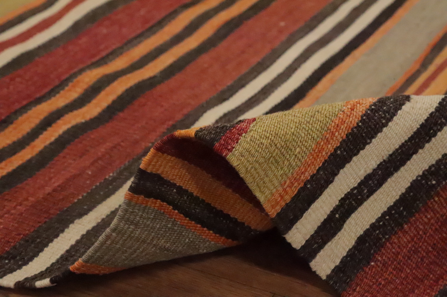 Vegetable Dye Kilim Striped Wool Area Rug 5x10