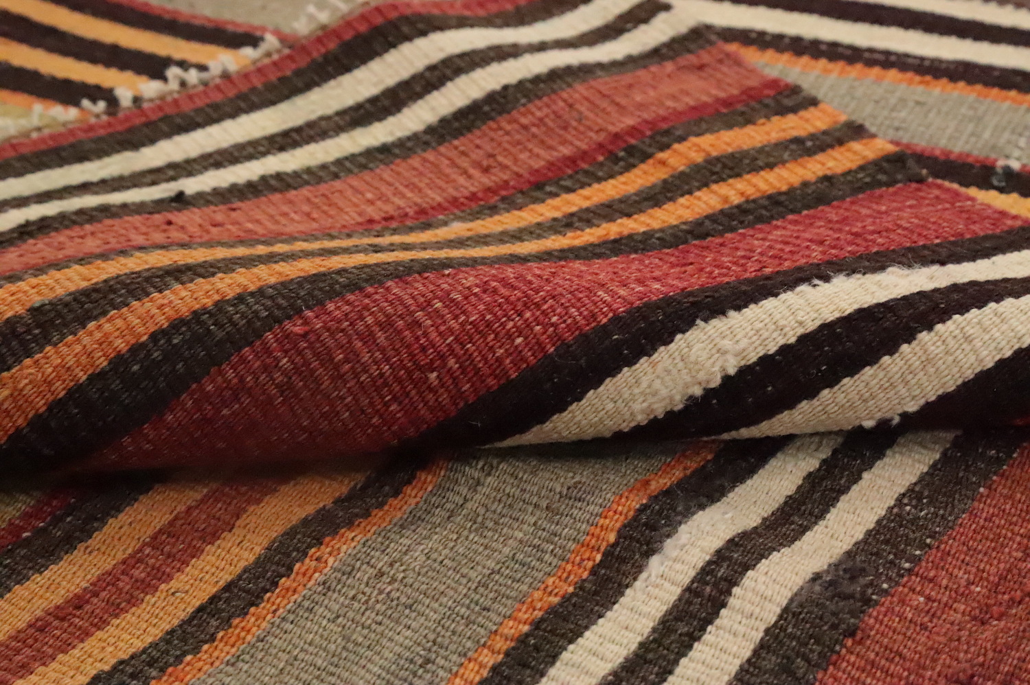 Vegetable Dye Kilim Striped Wool Area Rug 5x10