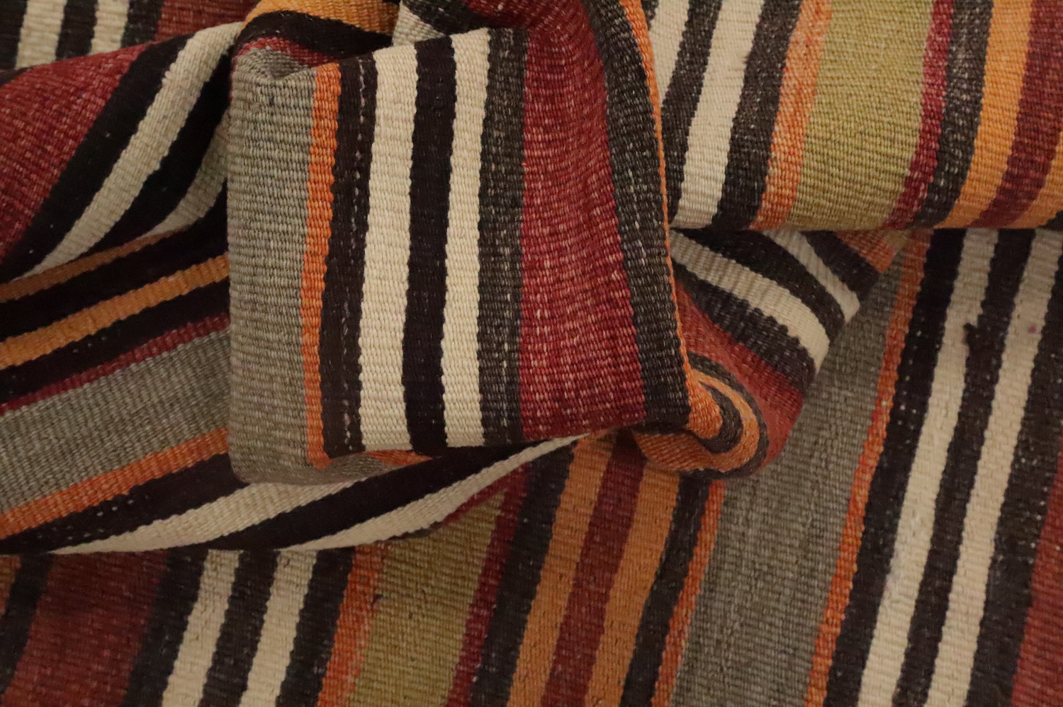 Vegetable Dye Kilim Striped Wool Area Rug 5x10