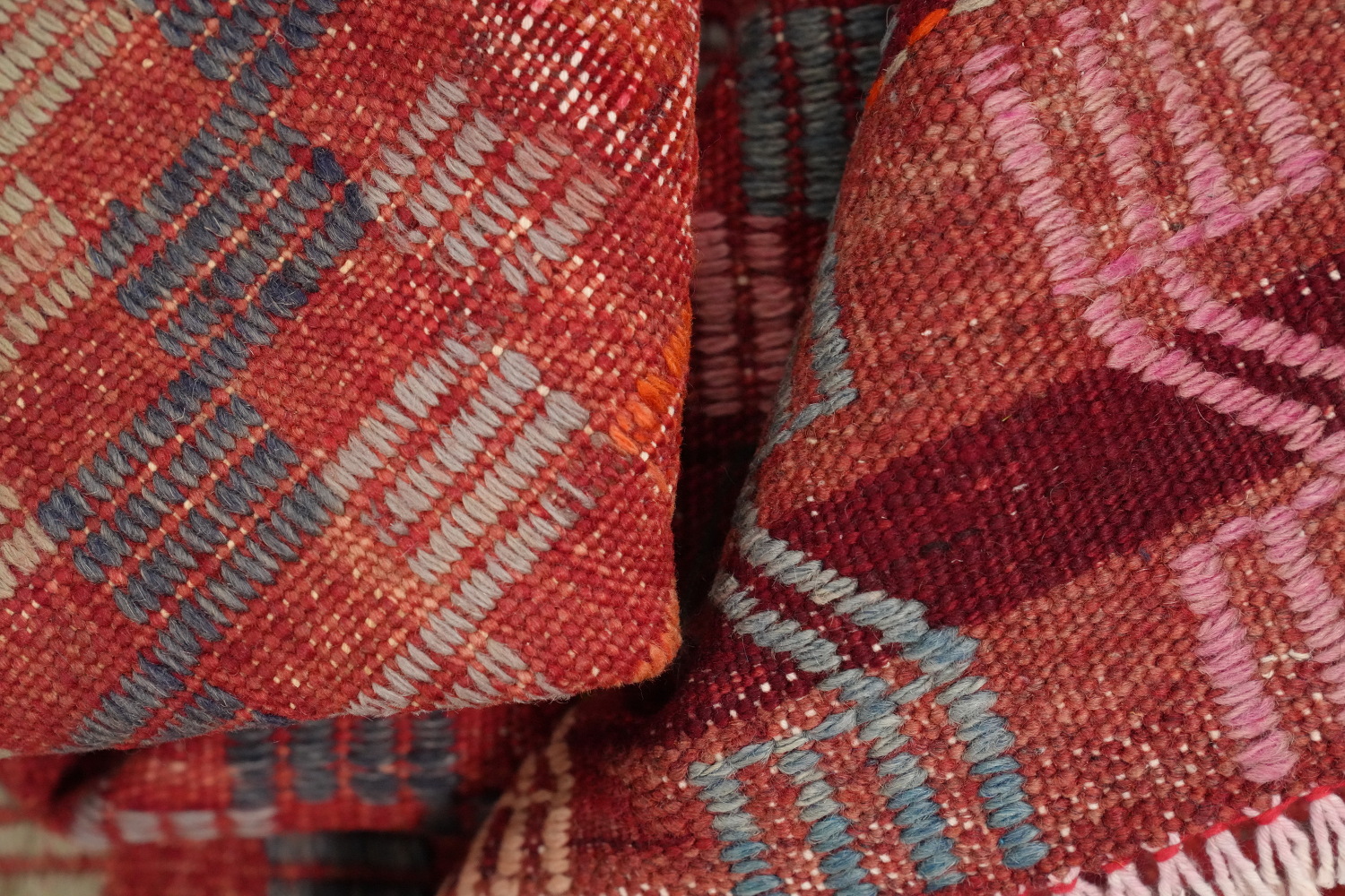 Geometric Kilim Vegetable Dye Area Rug 6x9
