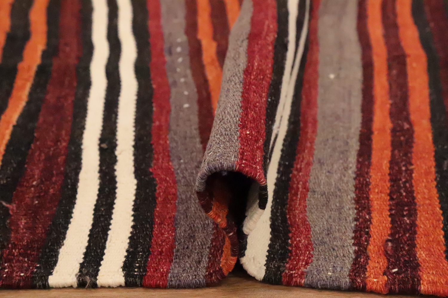 Vegetable Dye Kilim Striped Wool Area Rug 5x9