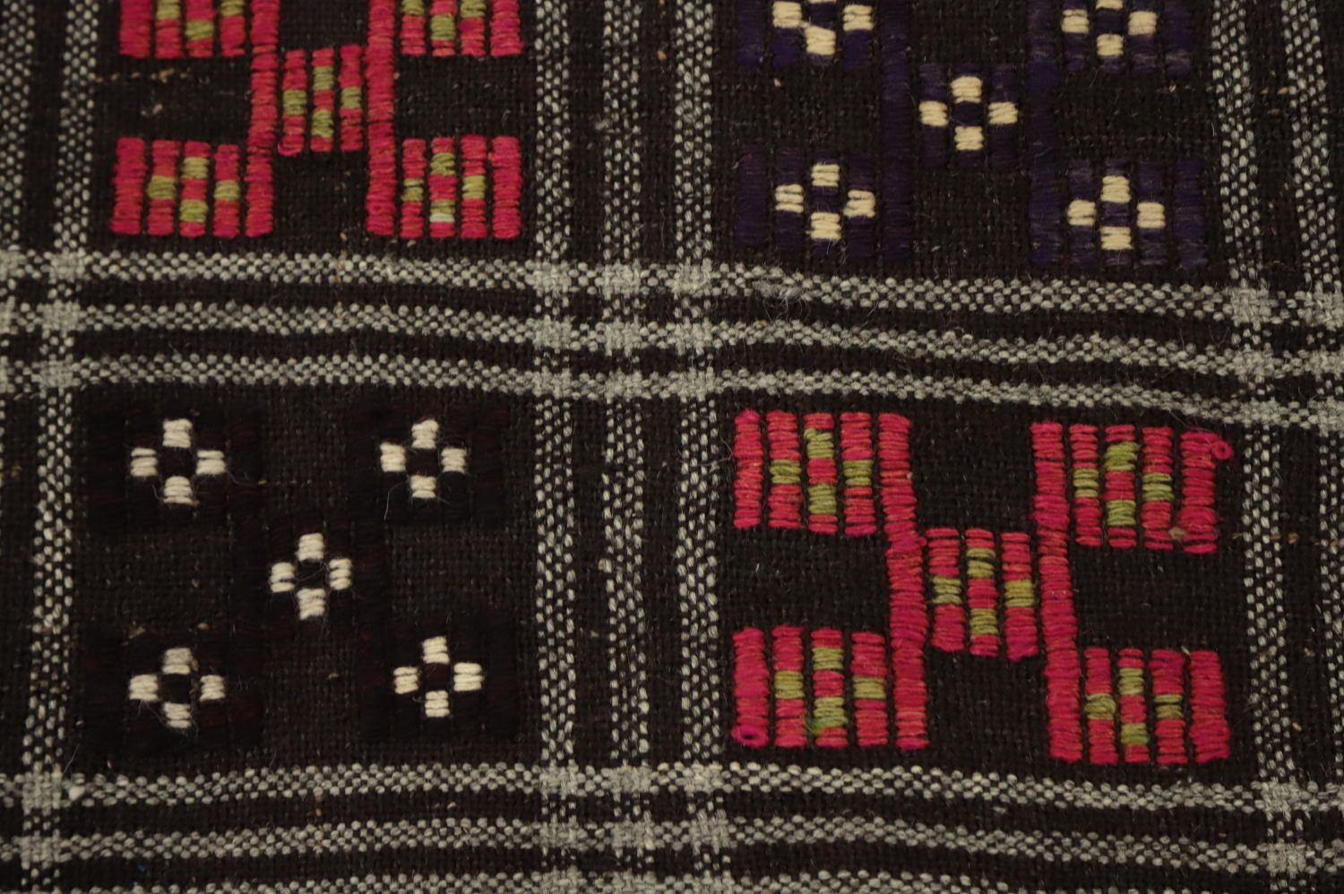 Vegetable Dye Kilim Geometric Wool Area Rug 6x11