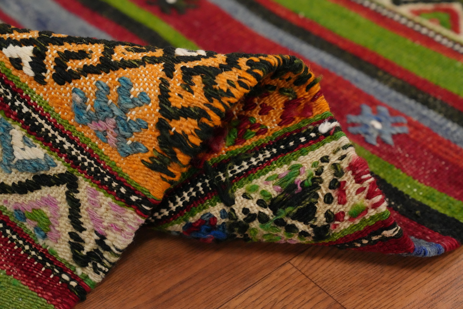 Vegetable Dye Kilim Geometric Wool Area Rug 5x8