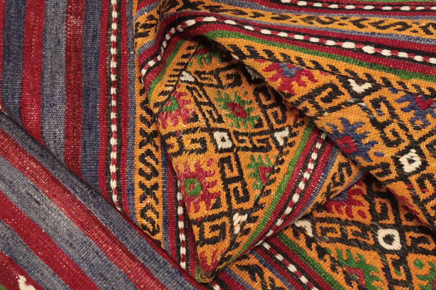 Vegetable Dye Kilim Striped Wool Area Rug 6x9