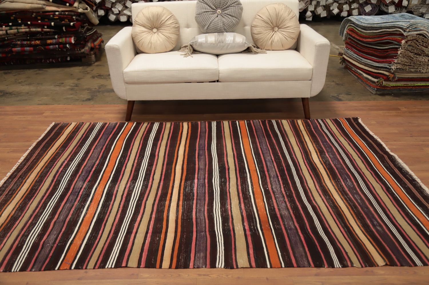 Elegant Striped Kilim Area Rug 5x8 with Earth Tones