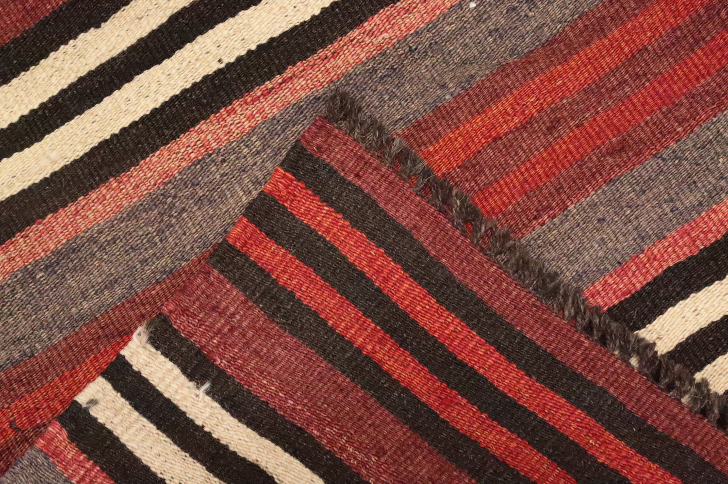 Striped Kilim Area Rug 5x10 Perfect for Cozy Living Spaces