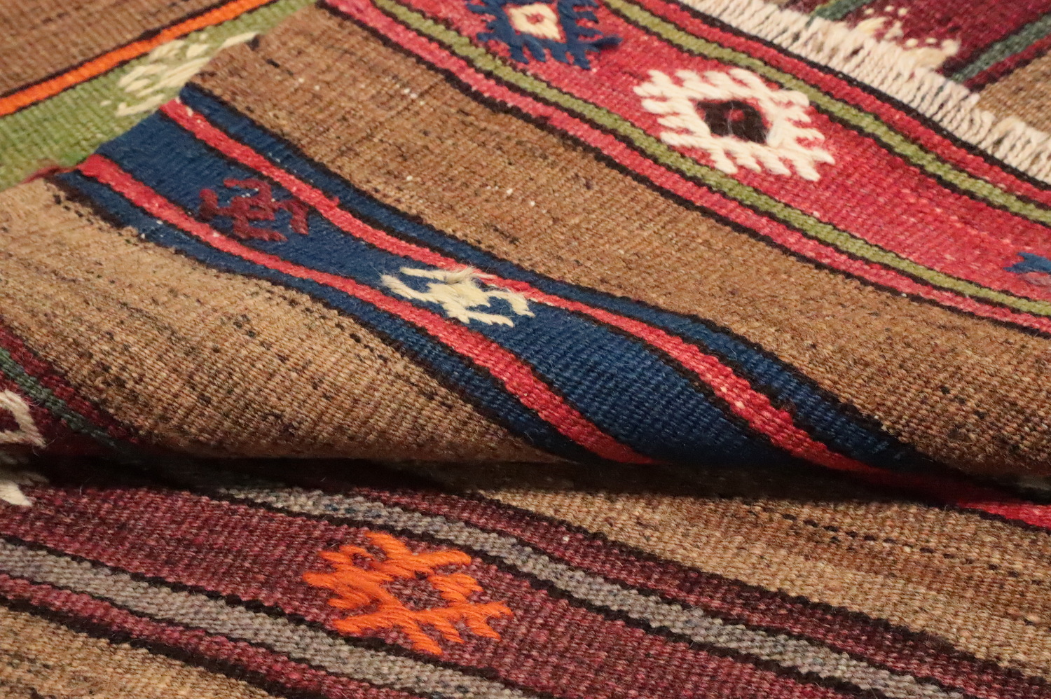 Rustic Striped Handwoven Kilim Area Rug 5x8