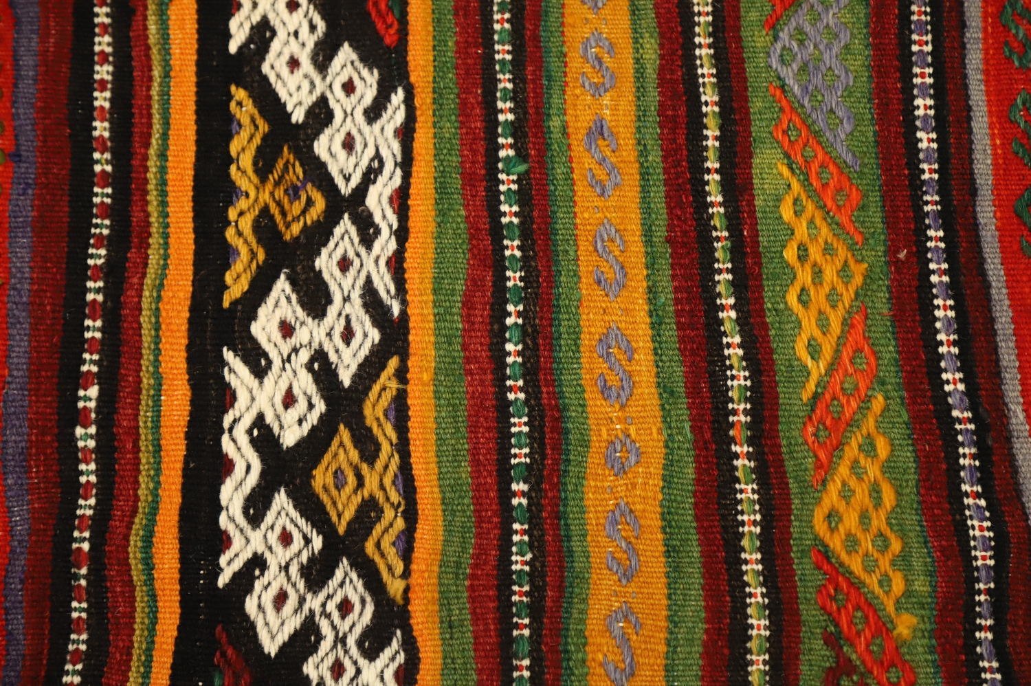 Vibrant Striped Kilim Area Rug 6x11 for Eclectic Home Decor