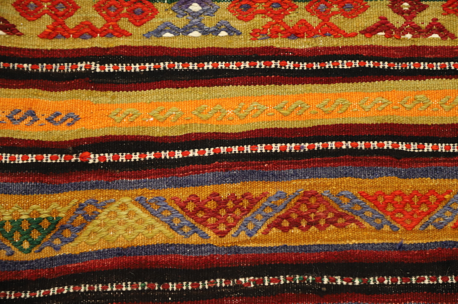 Vibrant Striped Kilim Area Rug 6x11 for Eclectic Home Decor