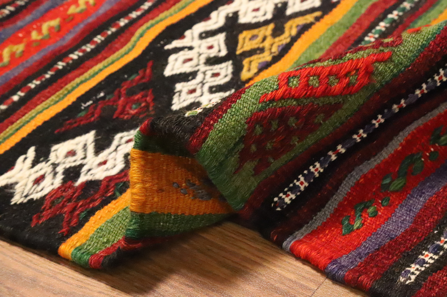 Vibrant Striped Kilim Area Rug 6x11 for Eclectic Home Decor