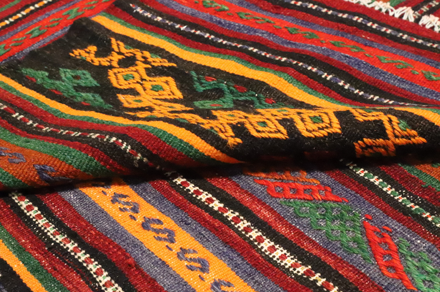 Vibrant Striped Kilim Area Rug 6x11 for Eclectic Home Decor