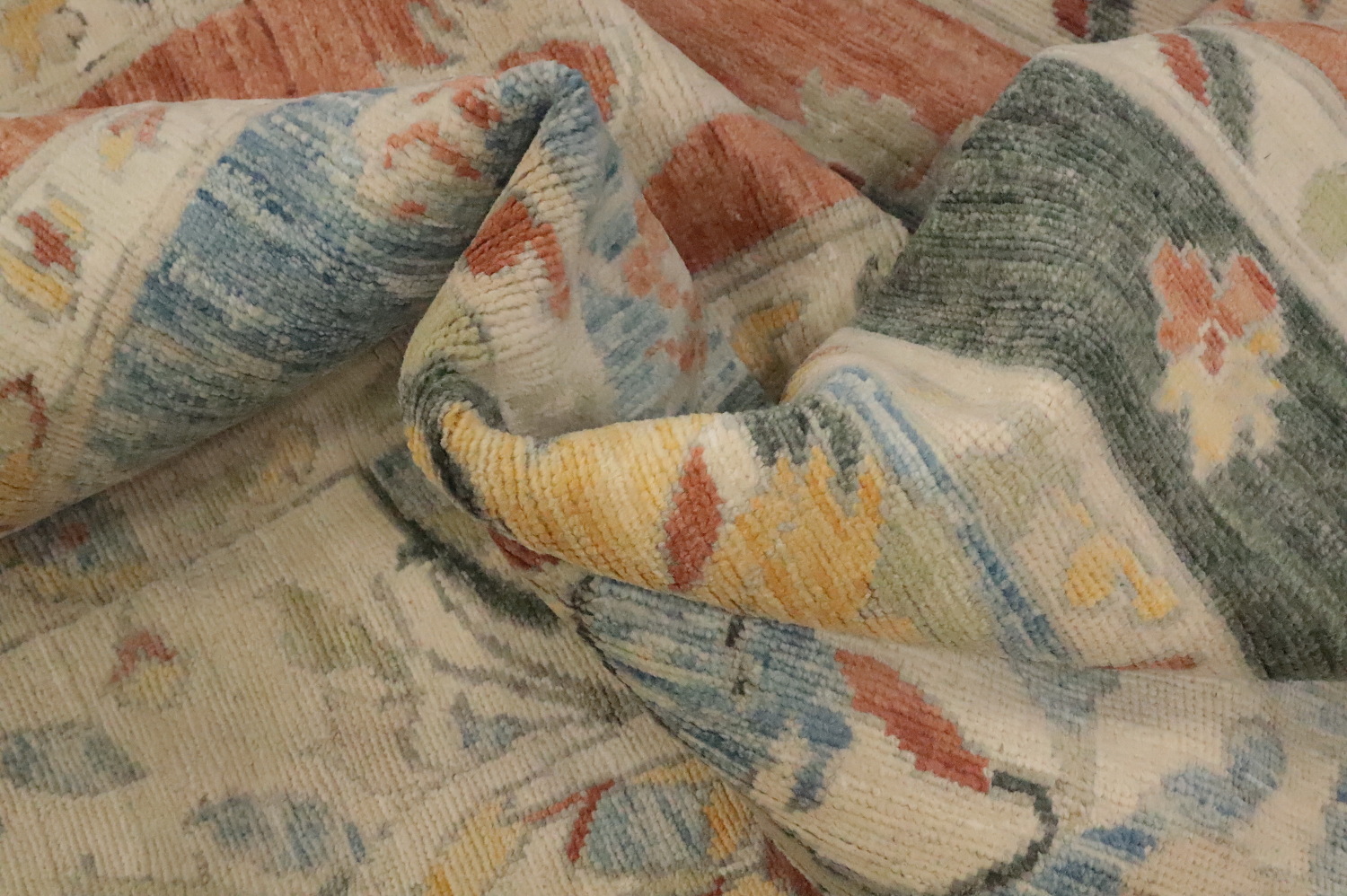Floral Oushak Vegetable Dye Large Rug 10x15