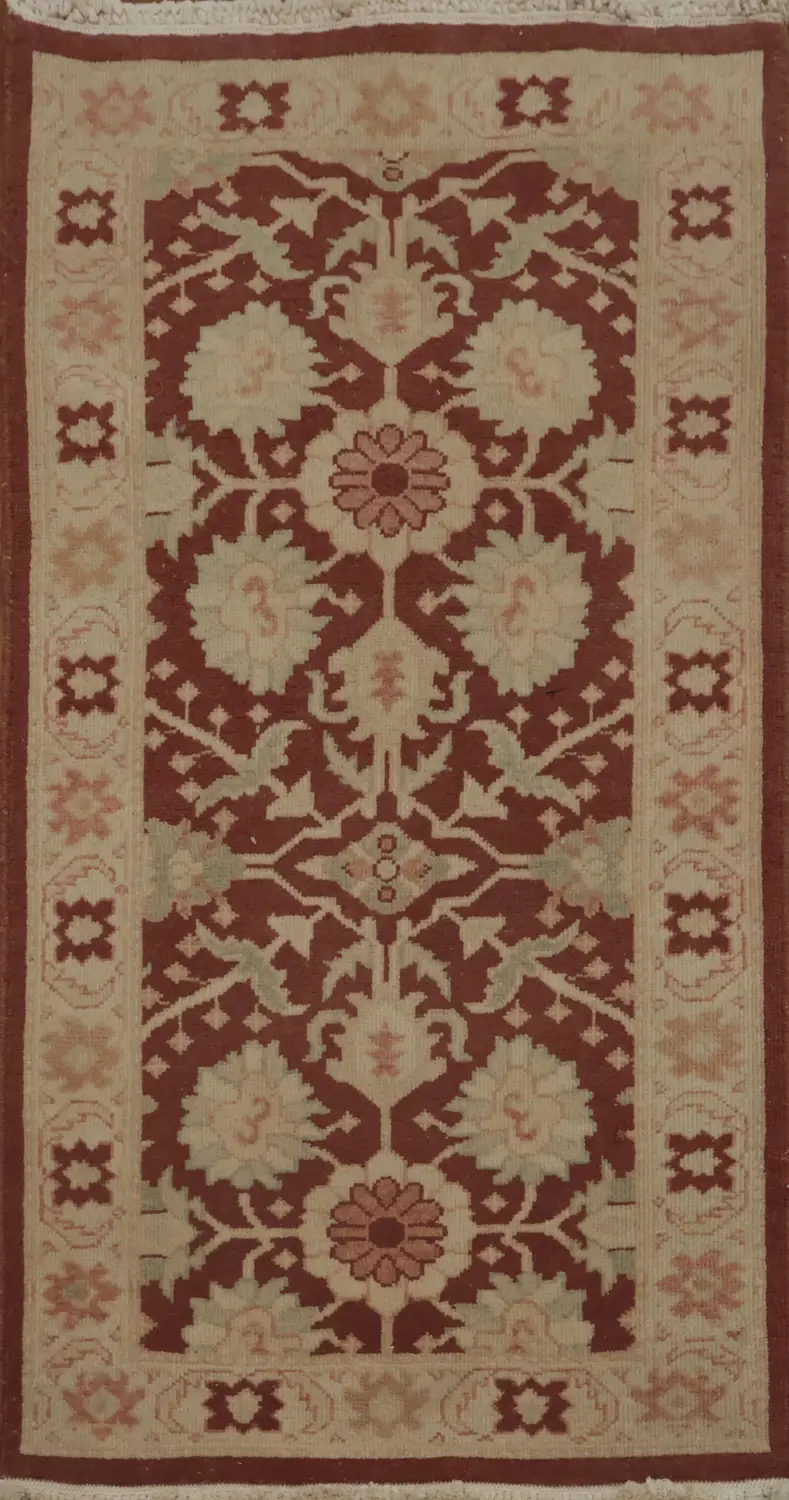 Handcrafted Oriental Rug Featuring Intricate Floral Patterns 2x4