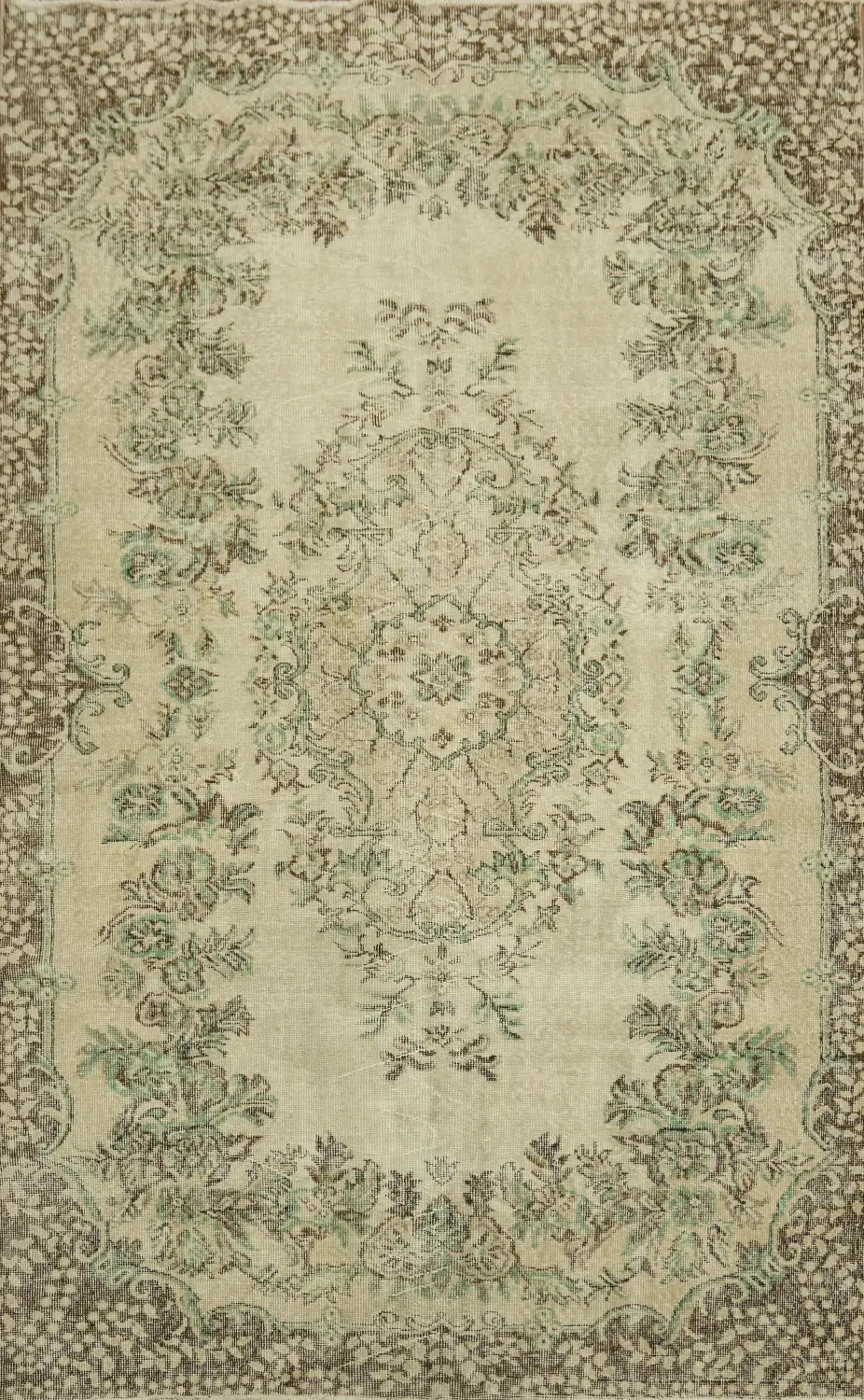 Elegant Vintage Floral Rug Enhances Your Living Space Charm 5x9