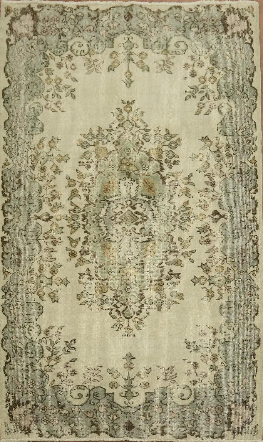 Exquisite Vintage Anatolian Turkish Rug 4x7