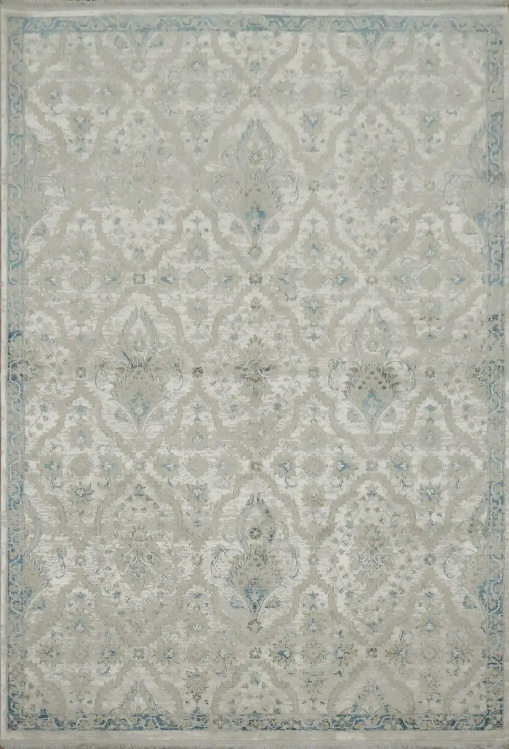 Classic Grey and Blue Rug for a Timeless Home Aesthetic 5x8
