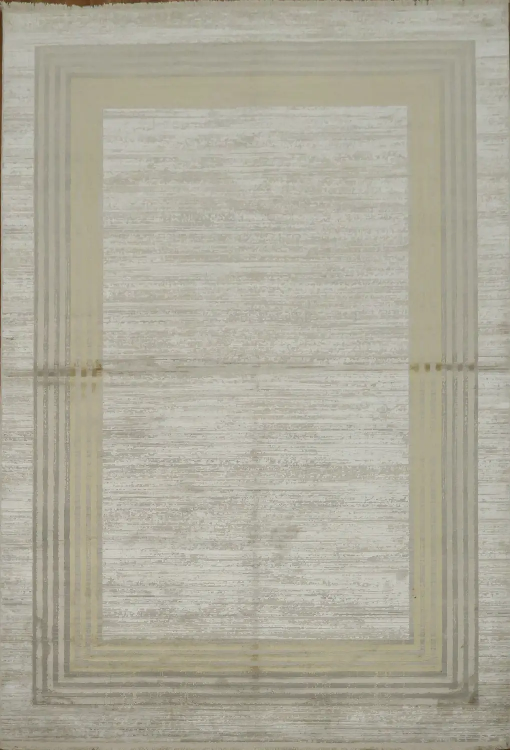 Contemporary Style Rug with Subtle Geometric Design 5x8