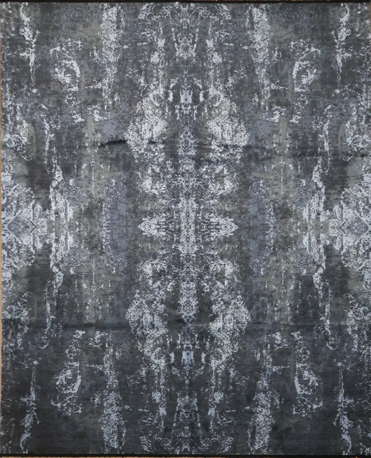 Artistic Gray and Blue Distressed Area Rug for Contemporary Living Spaces 8x10