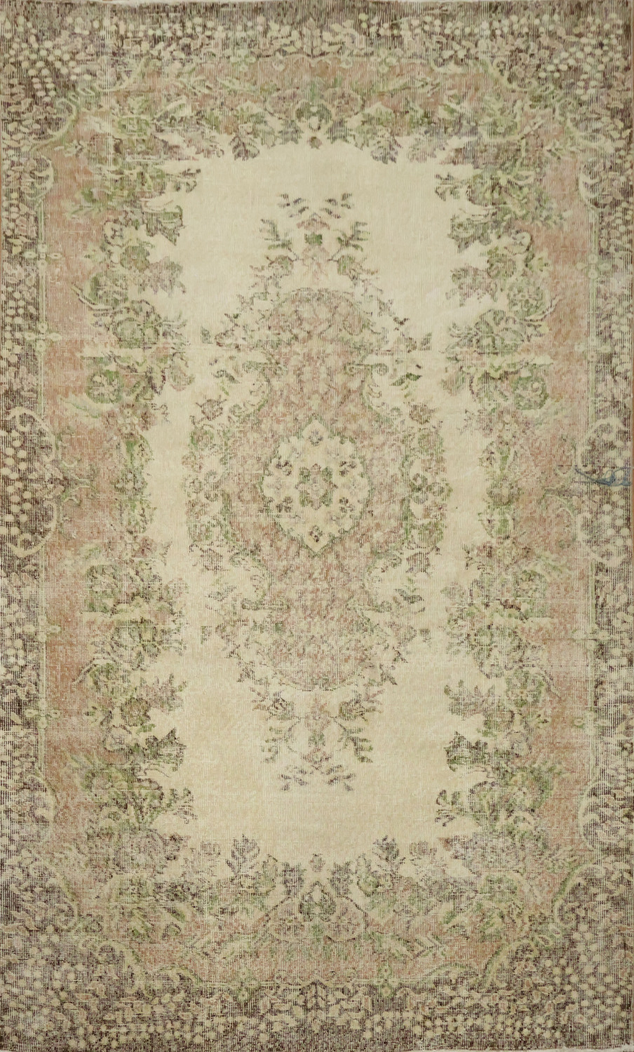 Exquisite Vintage Floral Rug for Elegant Living Spaces Decor 6x9