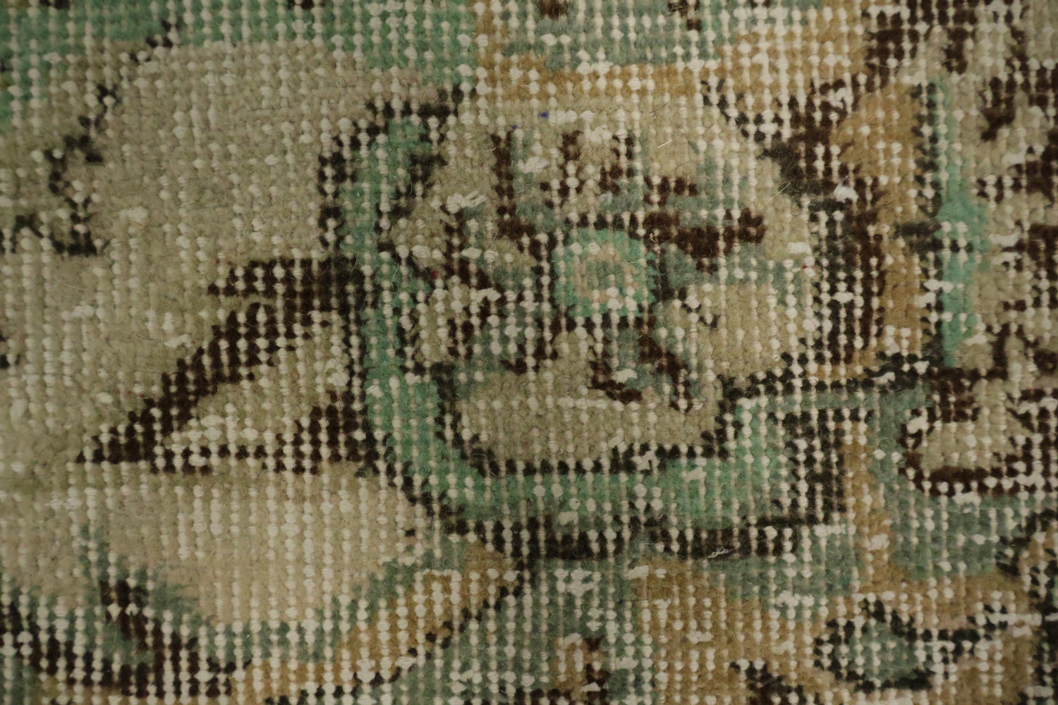 Floral Vintage Distressed Wool Area Rug 6x9