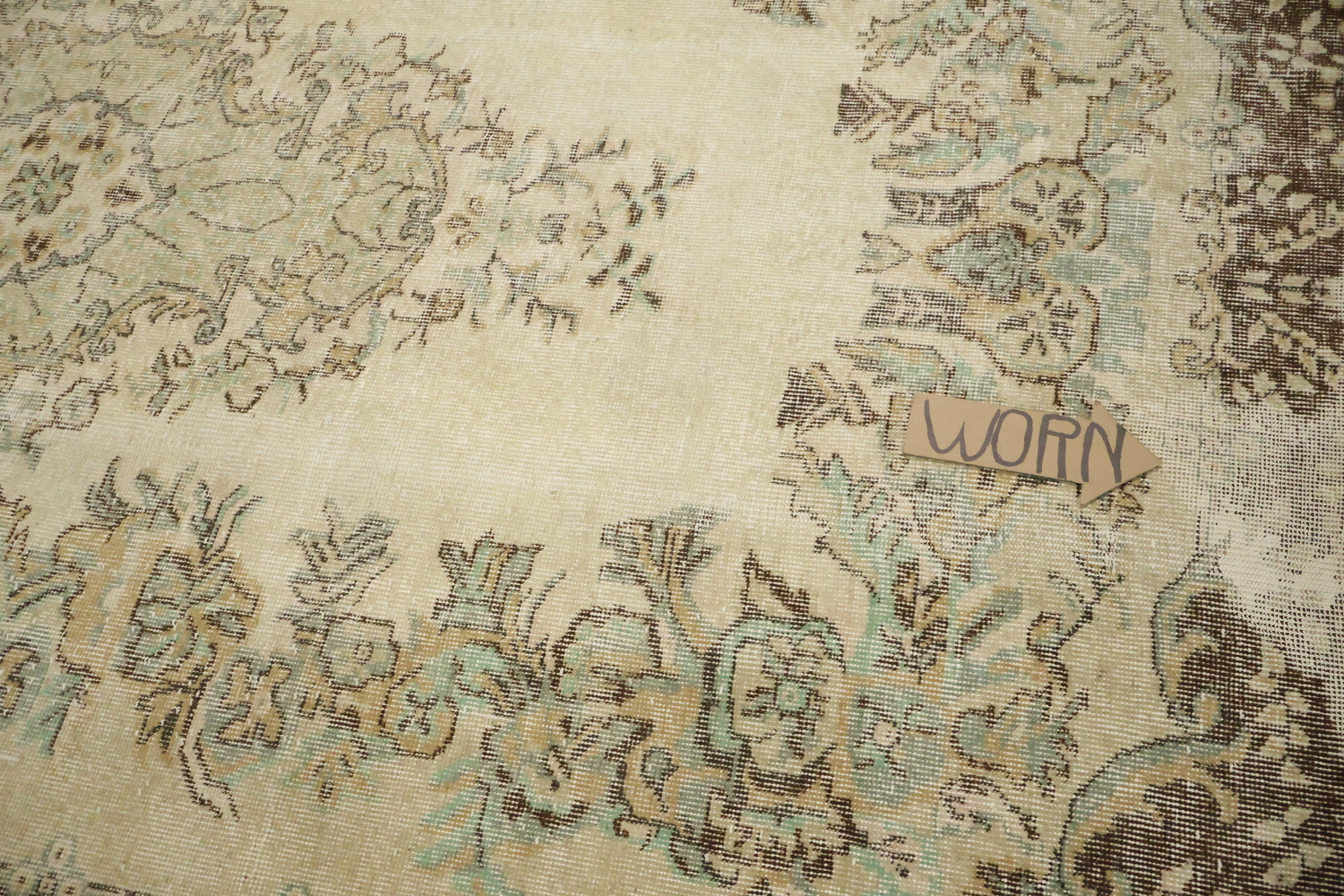 Floral Vintage Distressed Wool Area Rug 6x9