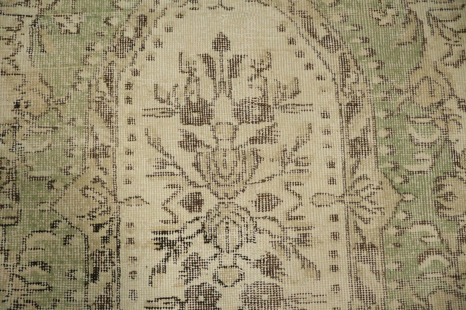 Floral Wool Vintage Distressed Turkish Area Rug 6x10