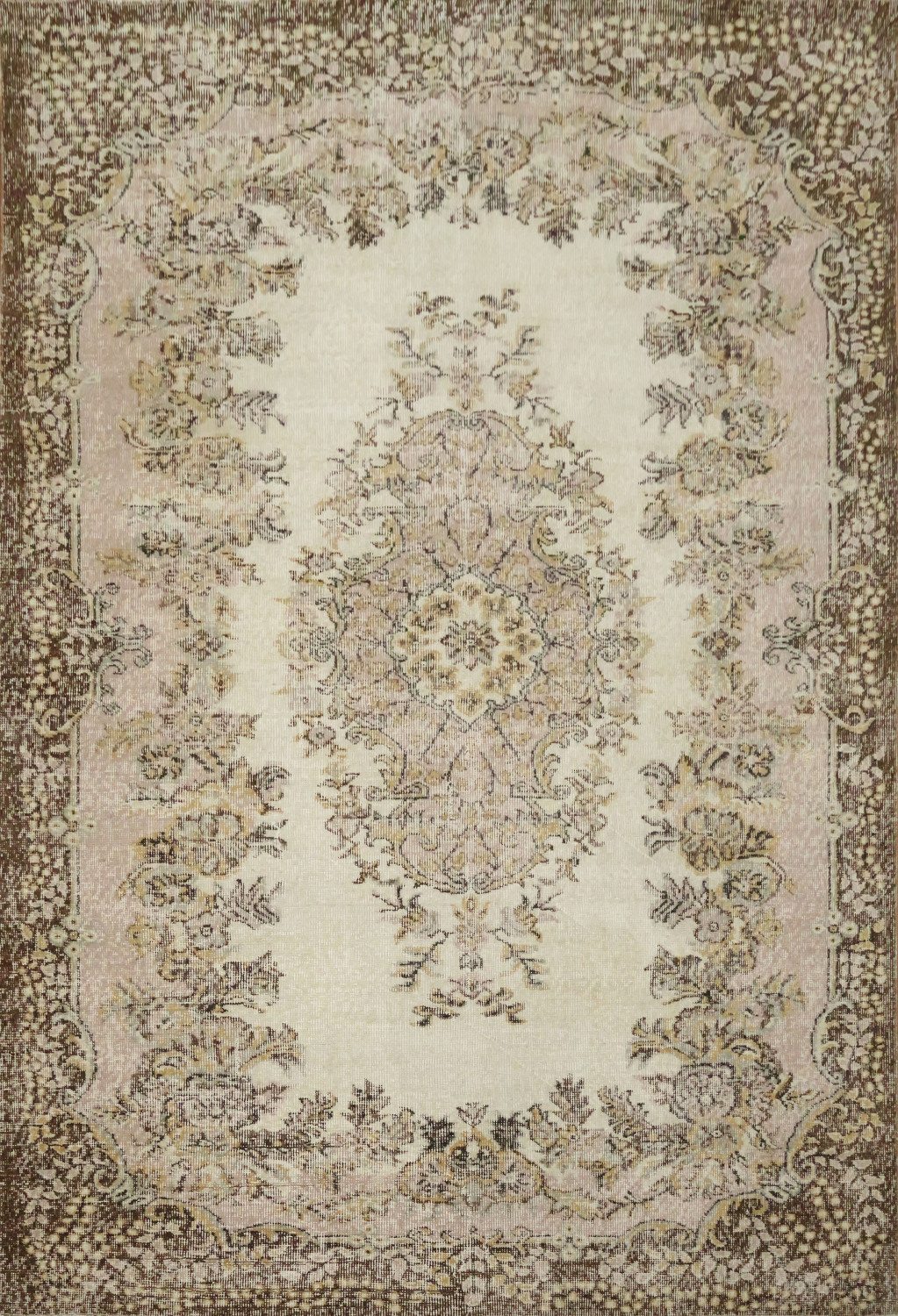 Elegant Vintage-Inspired Rug for Timeless Style and Comfort 6x9