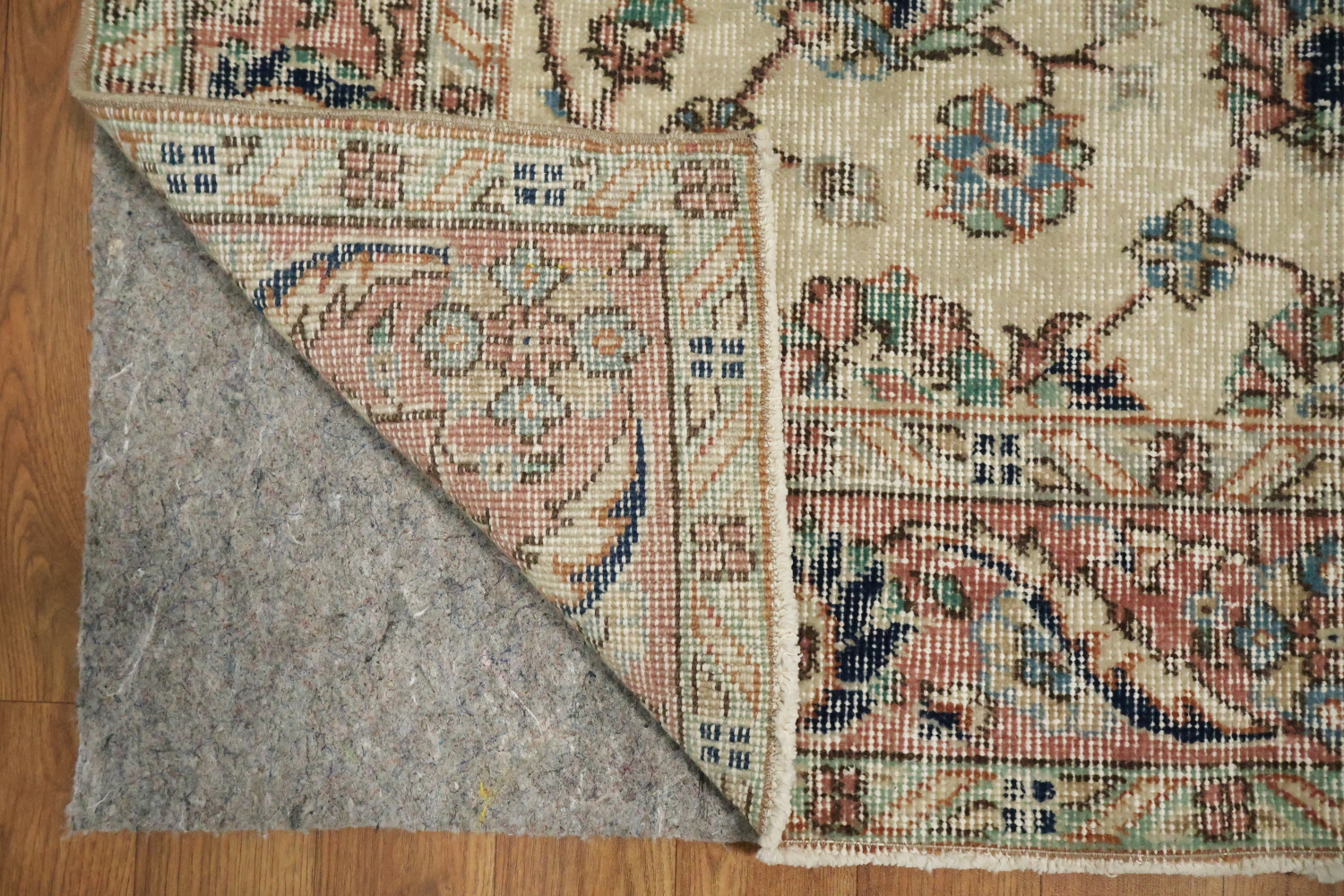 Vintage Distressed Wool Floral Turkish Rug 4x7