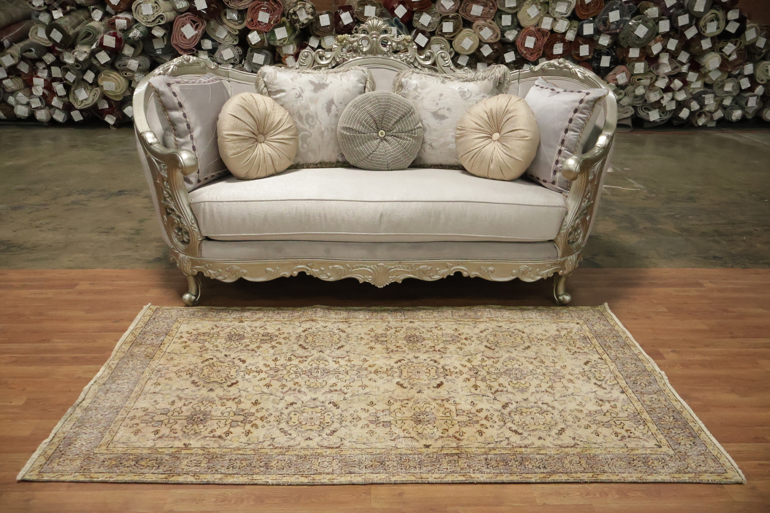 Elegant Floral Pattern Rug for Classic Living Spaces 4x7