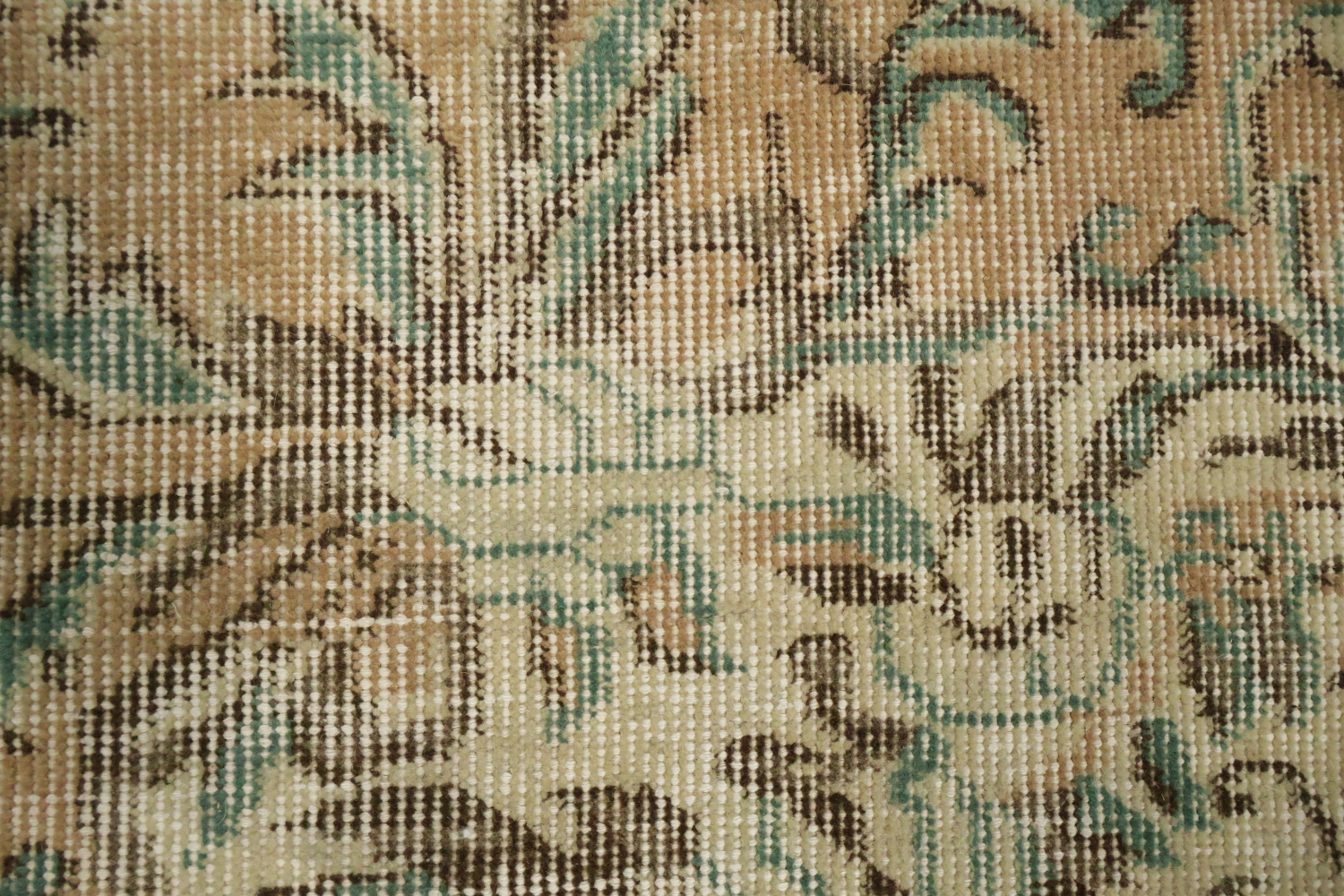 Rustic Charm Distressed Green and Beige Rug Design 7x10