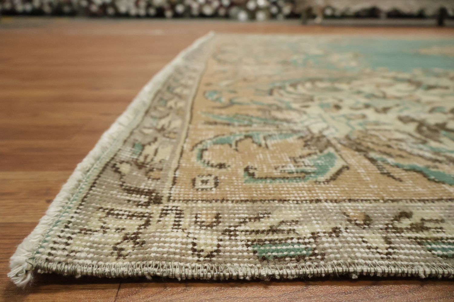 Rustic Charm Distressed Green and Beige Rug Design 7x10