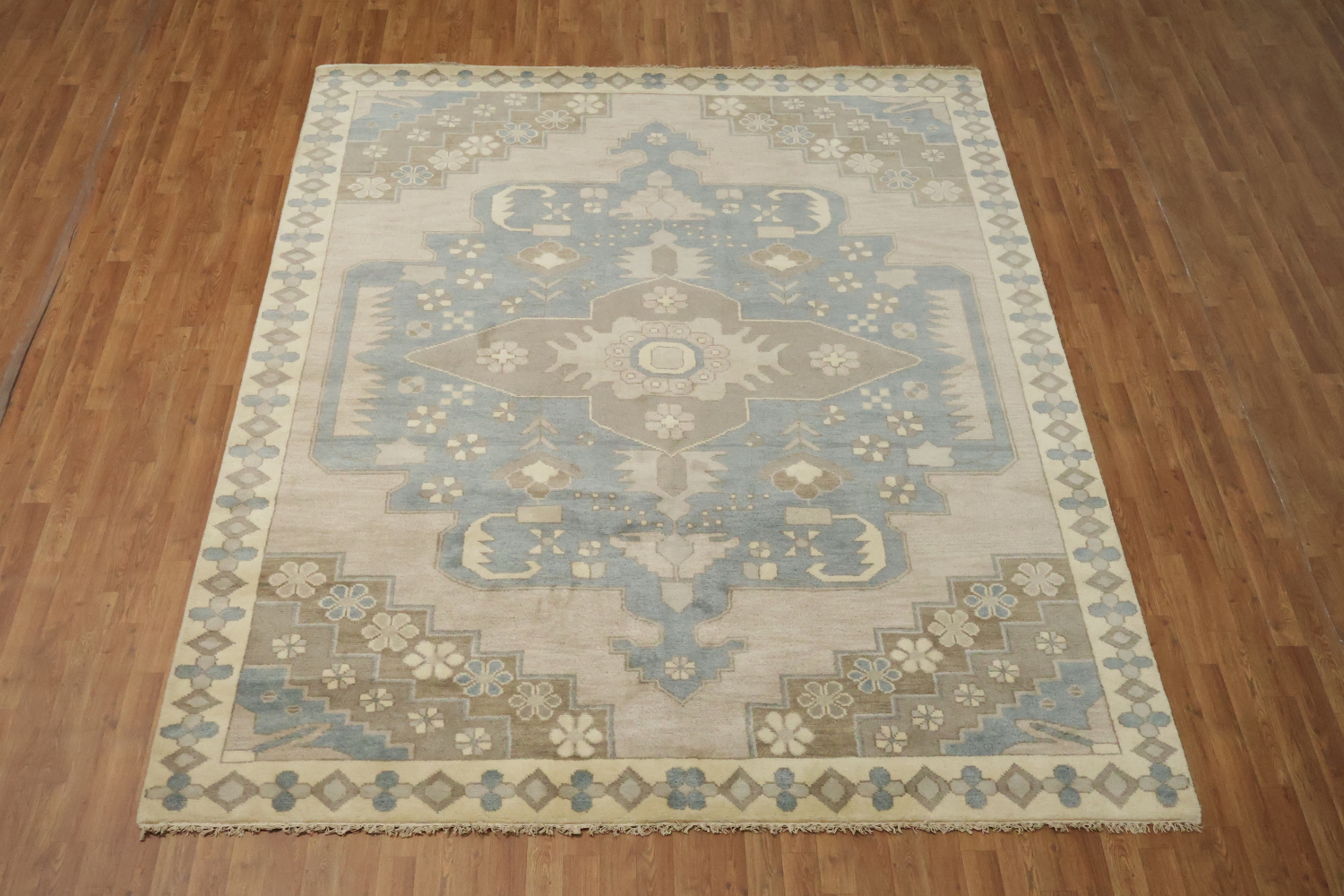 8x10 Oushak Hand-Knotted Wool Rug - Beige and Light Blue