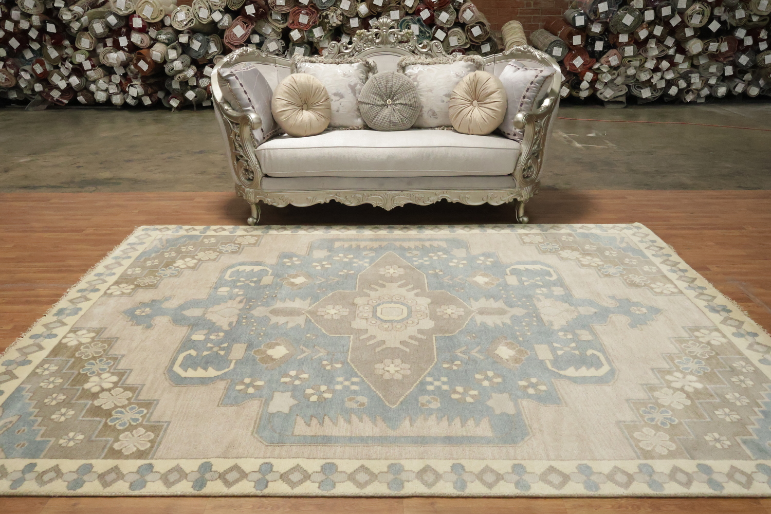8x10 Oushak Hand-Knotted Wool Rug - Beige and Light Blue