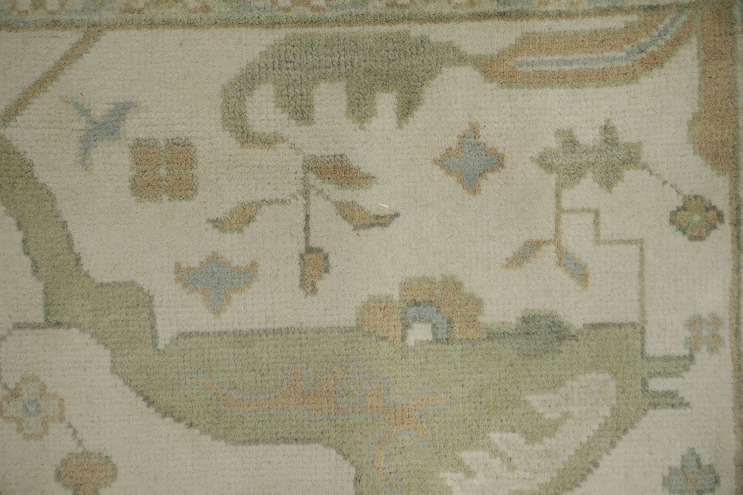 Traditional 8x10 Ivory and Light Green Oushak Hand-Knotted Area Rug