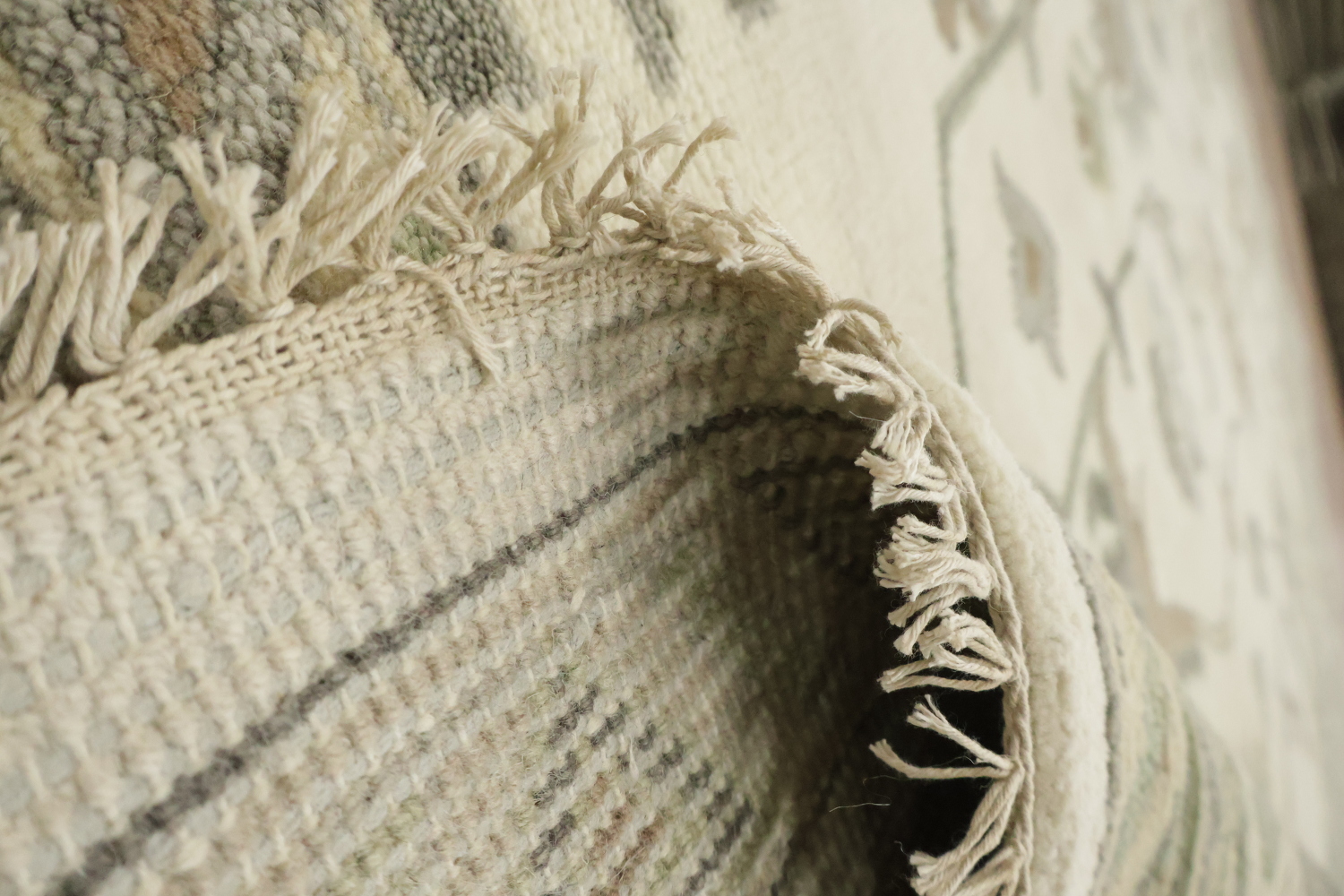 Classic Ivory and Green Oushak Indian Wool Rug with Grey Border 9x12 ft