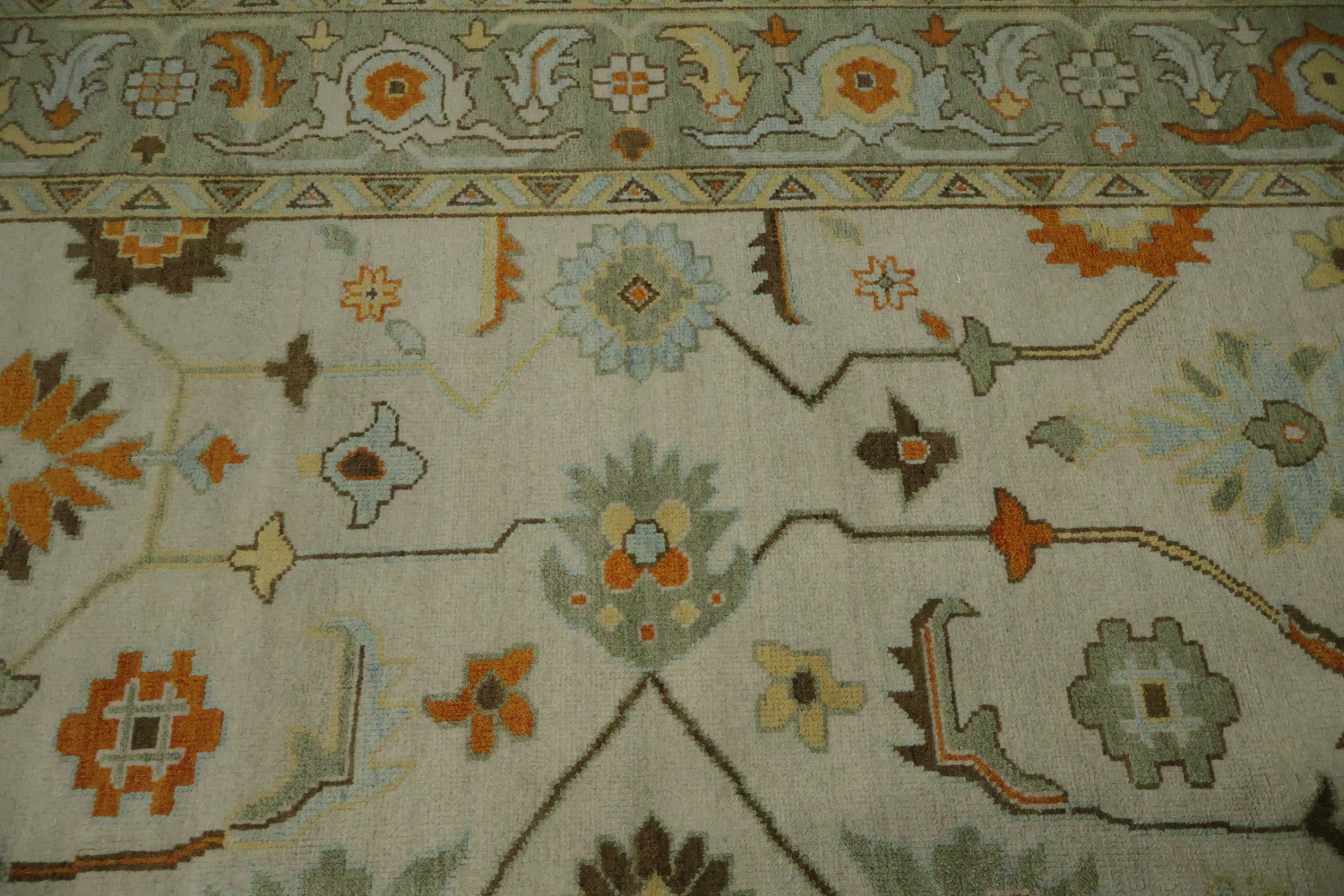 Traditional Oushak Hand Made Ivory and Orange Wool Rug 9x12 ft