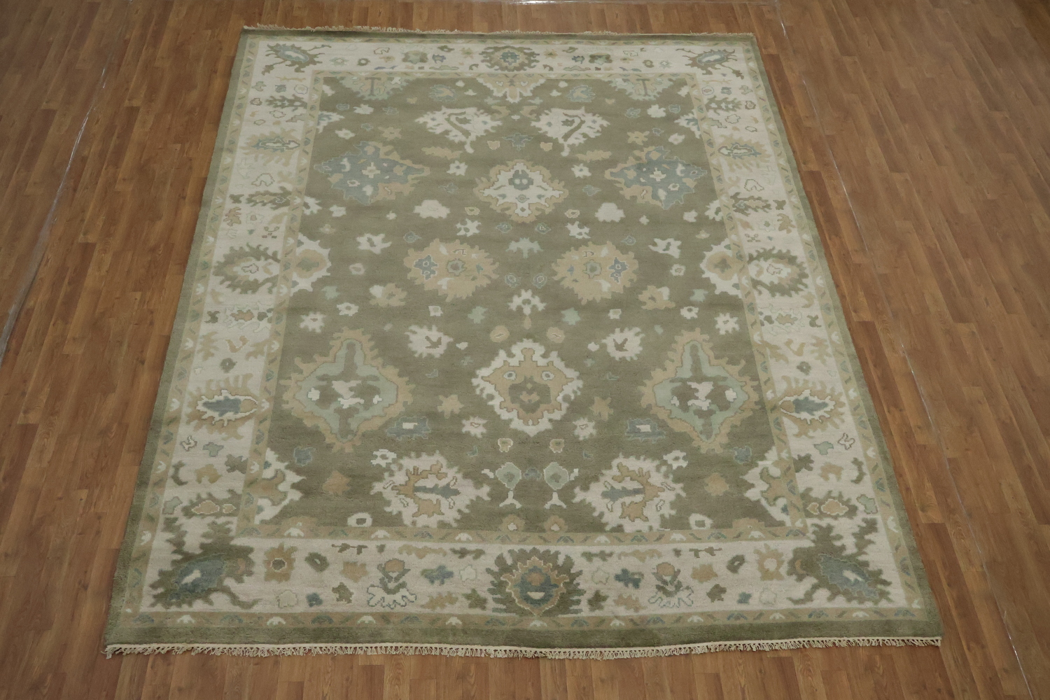 Traditional Sage Green & Ivory Hand-Knotted Oushak Wool Rug 9'x12'