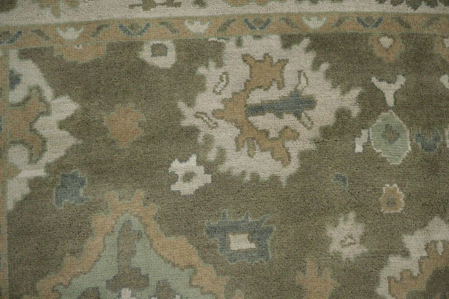Traditional Sage Green & Ivory Hand-Knotted Oushak Wool Rug 9'x12'