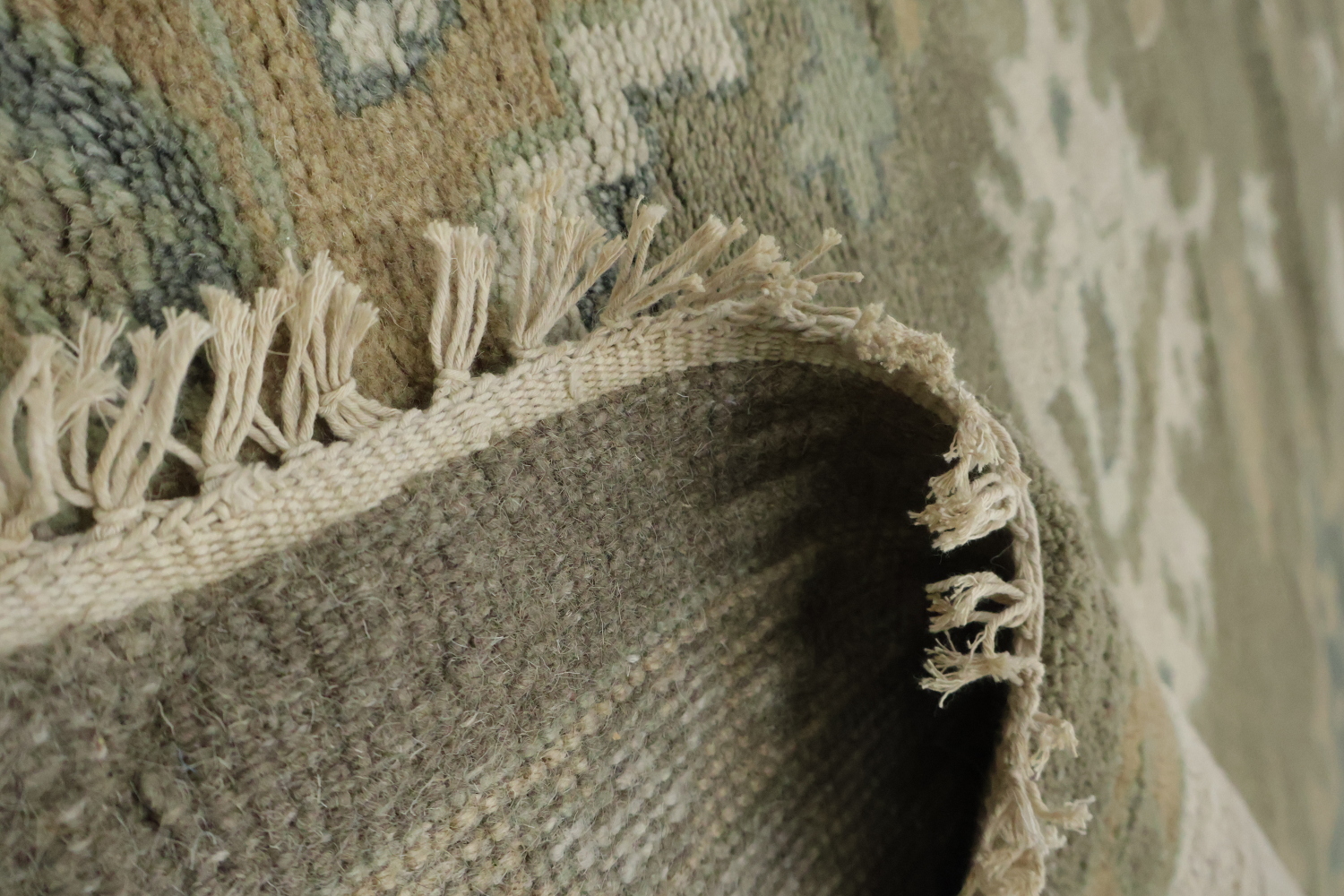 Traditional Sage Green & Ivory Hand-Knotted Oushak Wool Rug 9'x12'