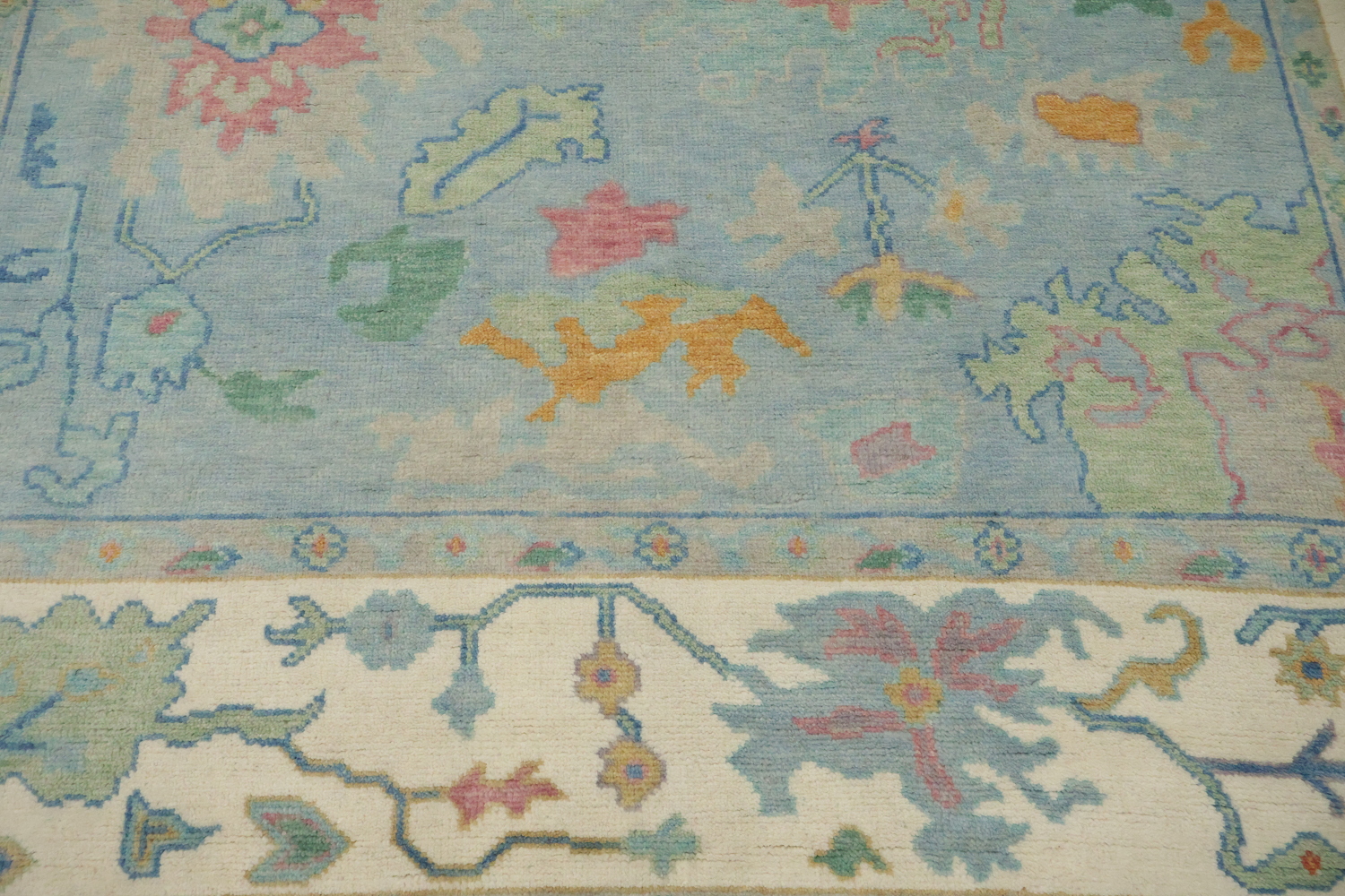 Luxury Blue Hand-Knotted Wool Area Rug with Intricate Floral Designs 8x10 ft