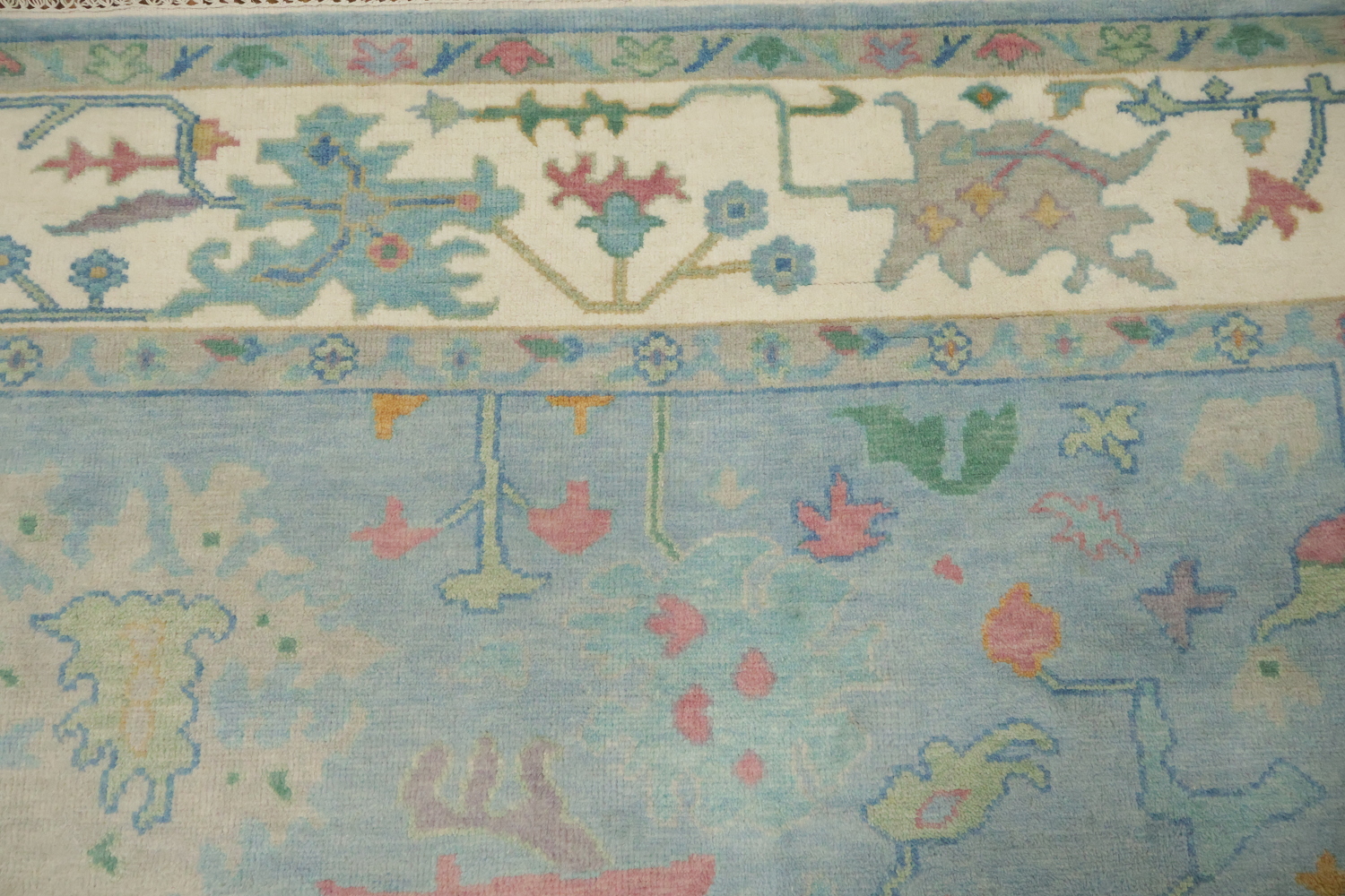 Luxury Blue Hand-Knotted Wool Area Rug with Intricate Floral Designs 8x10 ft