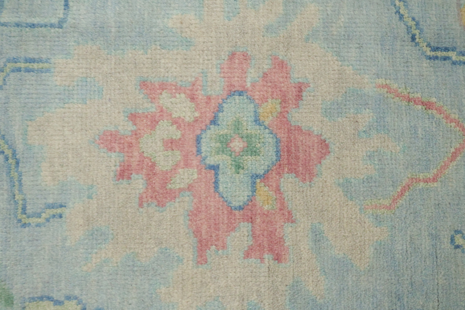 Luxury Blue Hand-Knotted Wool Area Rug with Intricate Floral Designs 8x10 ft