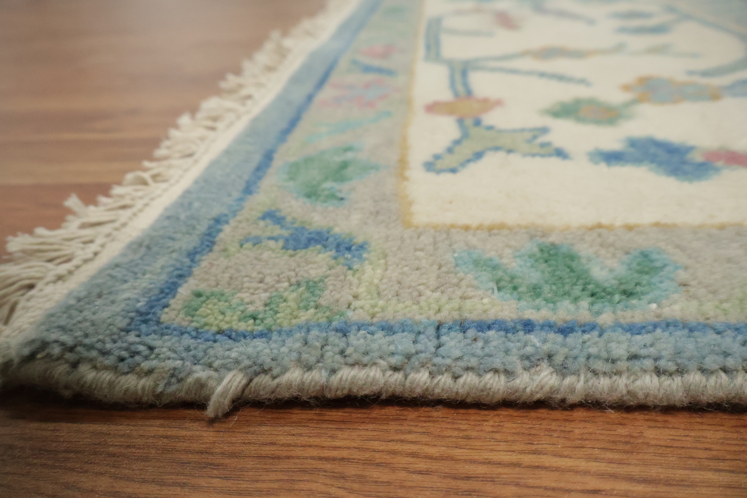 Luxury Blue Hand-Knotted Wool Area Rug with Intricate Floral Designs 8x10 ft