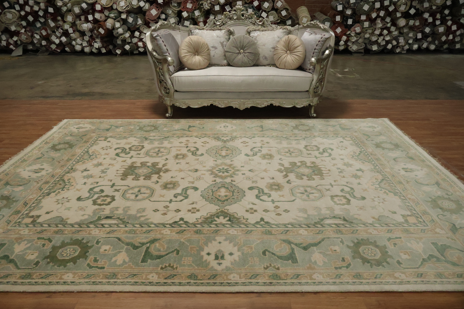 Traditional Beige and Green Rug with Artistic Patterns 9' x 12'