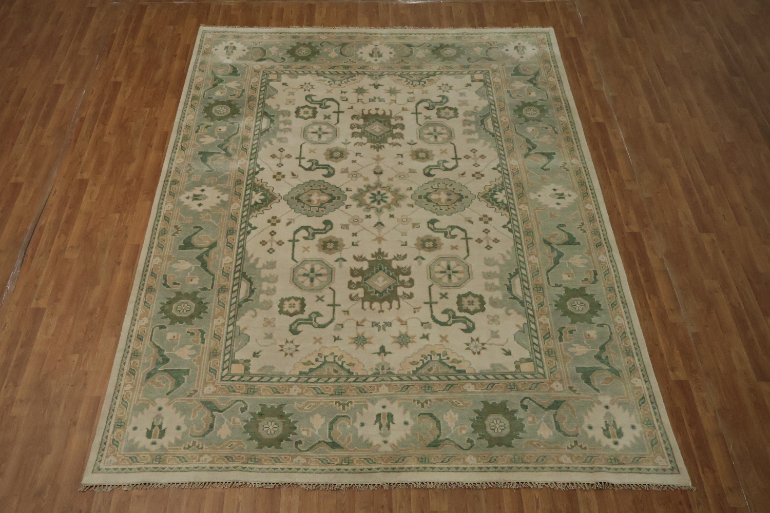 Traditional Beige and Green Rug with Artistic Patterns 9' x 12'